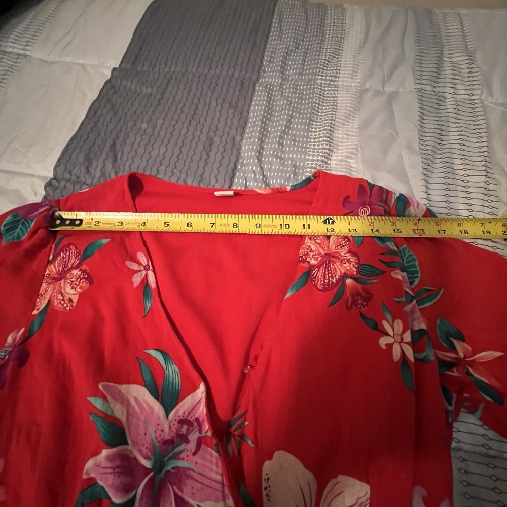 Old Navy Red Pink Green Tropical Floral Wrap Dress Bell Sleeve Size Medium - Picture 9 of 13